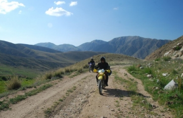 Kyrgyzstan travels motorcycles